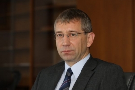 Ministr práce a sociálních věcí Jaromír Drábek.