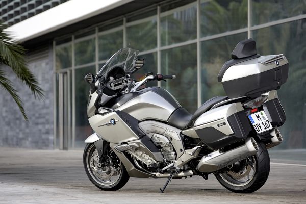Absolutním vítězem ankety Motocykl roku v ČR 2011 se stalo BMW K 1600 GTL. Absolutním vítězem ankety Motocykl roku v ČR 2011 se stalo BMW K 1600 GTL.