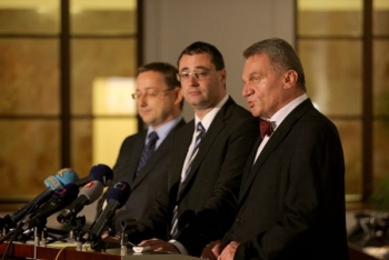 O moc bojují dvě frakce ODS - jedna podporuje primátora Svobodu, druhá předsedu pražské ODS Borise Šťastného.