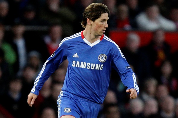 Fernando Torres vstřelil první branku v dresu Chelsea. Fernando Torres vstřelil první branku v dresu Chelsea.