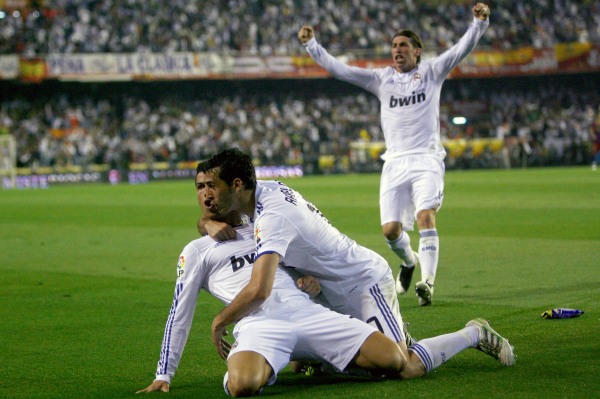 Fotbalisté Realu Madrid pokořili šesti góly Valencii. Fotbalisté Realu Madrid pokořili šesti góly Valencii.