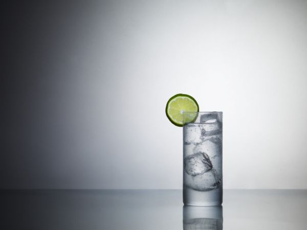 Nejlepší gin tonic prý míchají v Madridu. Nejlepší gin tonic prý míchají v Madridu.