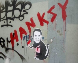 V New Yorku se objevily grafitti kombinující Banksyho krysu a hlavu Toma Hankse.
