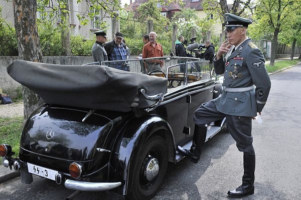 Dotáčky filmu Lidice, Detlef Bothe jako Reinhard Heydrich.
