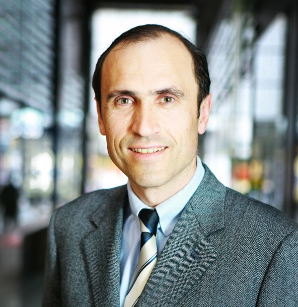 Někdejší politik a bankéř Ivan Pilip se dostal do potíží. Chce je vyřešit mimosoudně, i když případné prohry se prý neobává.