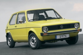 A takhle vypadal VW Golf generace první.