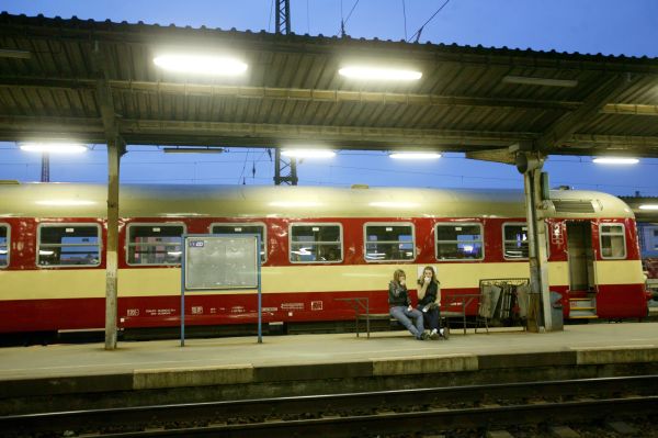 Soupravy naštěstí dálkově zastavil dispečer (ilustrační foto). Soupravy naštěstí dálkově zastavil dispečer (ilustrační foto).