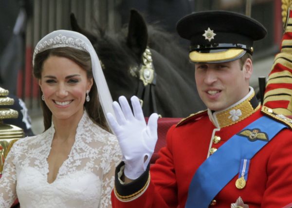Princ William a Kate Middletonová. Princ William a Kate Middletonová.