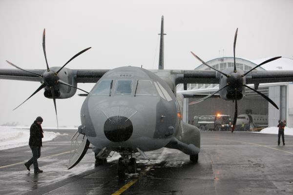 Nákladní letadlo CASA C - 295 M na letišti v Kbelích. Nákladní letadlo CASA C - 295 M na letišti v Kbelích.