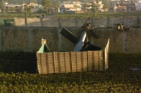 Zbytky helikoptéry, kterou sami Američané zničili. Šlo o tajný nepředstavený model?