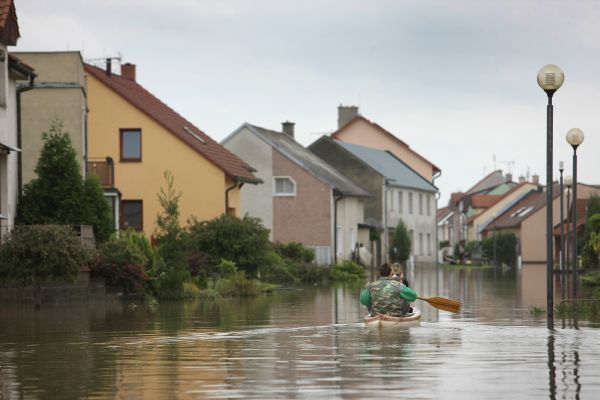 Voda z řeky Bečvy Troubky zaplavila dvakrát. Voda z řeky Bečvy Troubky zaplavila dvakrát.