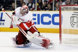 Detroitský hrdina gólman Jimmy Howard.