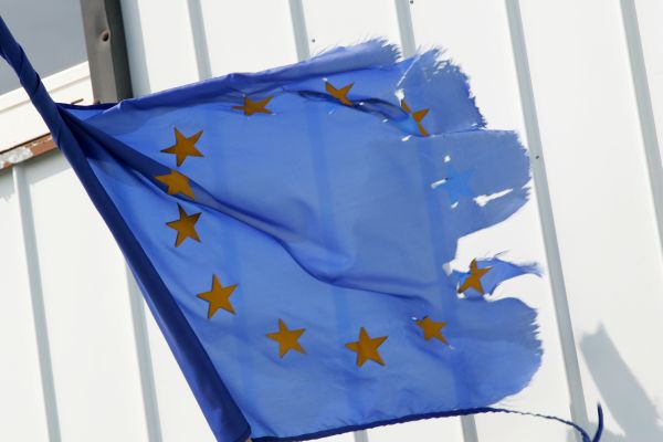 Evropská unie ztrácí důvěru Čechů, pouze polovina by byla opět pro vstup do organizace. Evropská unie ztrácí důvěru Čechů, pouze polovina by byla opět pro vstup do organizace.