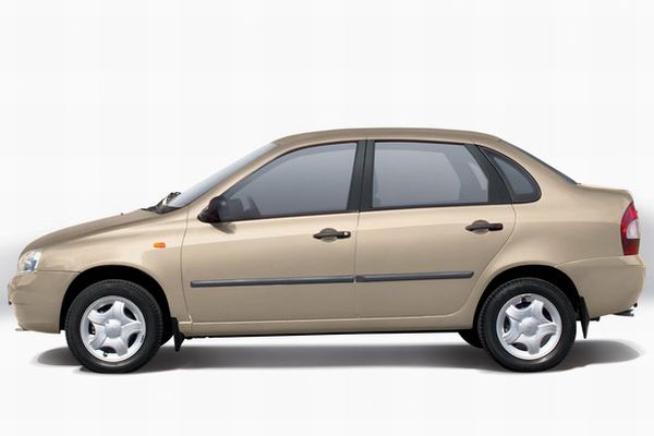 V ohrožení byl i model Lada Kalina.