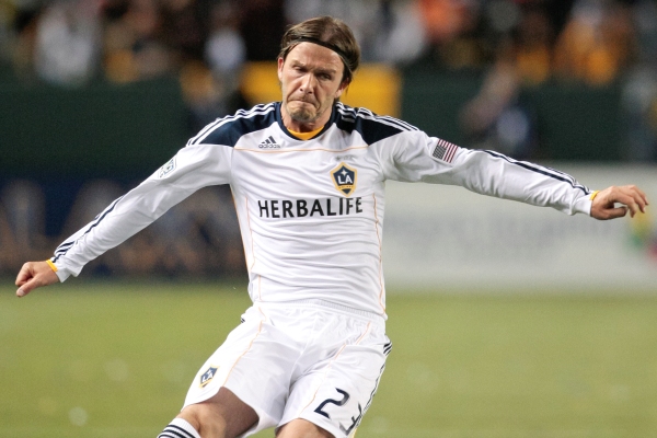 Beckham si zahraje opět v dresu United. Beckham si zahraje opět v dresu United.