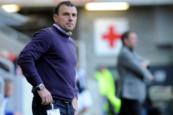 Trenér Slavie Michal Petrouš. Trenér Slavie Michal Petrouš.