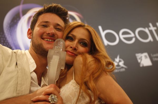 Ázerbajdžánské duo Ell a Nikki, vítězové Eurovize. Ázerbajdžánské duo Ell a Nikki, vítězové Eurovize.