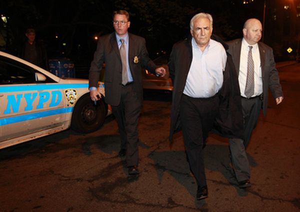 Šéf MMF Dominique Strauss-Kahn po svém zatčení. 