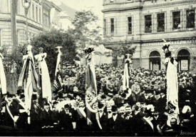 Detail davu při odhalování Havlíčkova pomníku, 16. květen 1911.