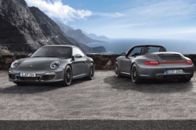 K dostání bude verze Coupé i Cabriolet.