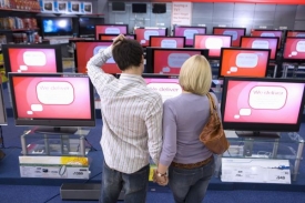Problém se týká především nákupu elektroniky.