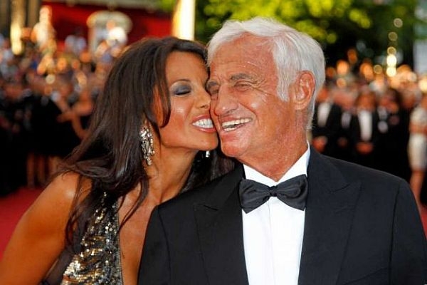 Jean Paul Belmondo a Barbara Gandolfiová. Jean Paul Belmondo a Barbara Gandolfiová.