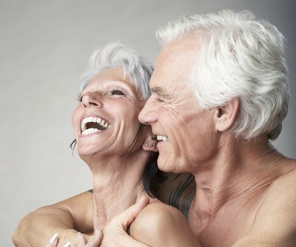 Sexuologové říkají, že lidé by se neměli sexu vzdávat po šedesátce ani sedmdesátce. Prý může být nejlepší, jaký kdy zažili. Sexuologové říkají, že lidé by se neměli sexu vzdávat po šedesátce ani sedmdesátce. Prý může být nejlepší, jaký kdy zažili.