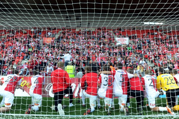 Rozsáhlý audit na Slavii odhalil sporné zakázky. Rozsáhlý audit na Slavii odhalil sporné zakázky.