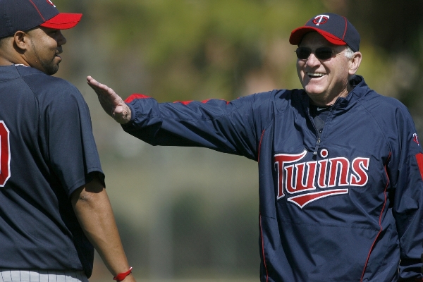 Bassebalová legenda Harmon Killebrew (vpravo). Bassebalová legenda Harmon Killebrew (vpravo).