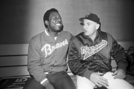Harmon Killebrew (vpravo) na archivním snímku.