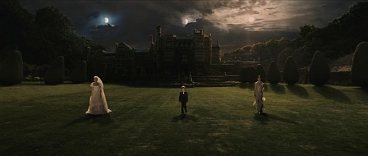 Z filmu Melancholia. Z filmu Melancholia.