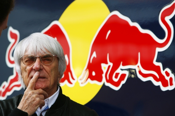 Šéf formule 1 Bernie Ecclestone. Šéf formule 1 Bernie Ecclestone.