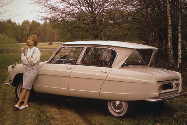 Citroën Ami 6, automobil pro ženy. Slušel jim! Citroën Ami 6, automobil pro ženy. Slušel jim!