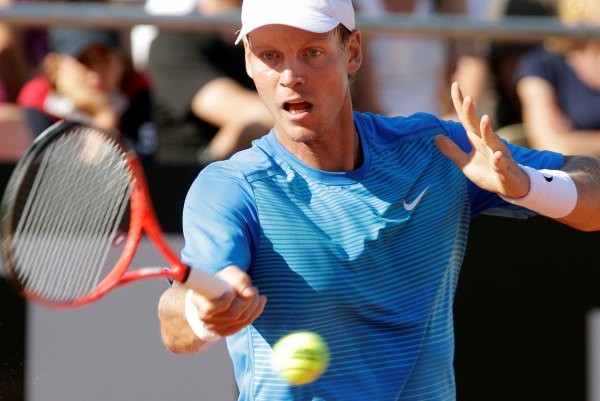 Tomáš Berdych do finále turnaje v Nice nepostoupil. Tomáš Berdych do finále turnaje v Nice nepostoupil.