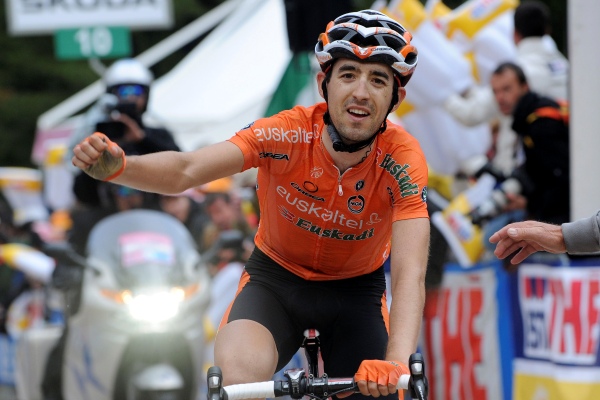 Vítěz nedělní etapy Španěl Mikel Nieve Vítěz nedělní etapy Španěl Mikel Nieve