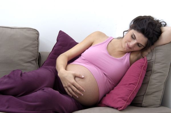 Porod doma byl častý především u černošek, teď ho preferuje i čím dál více bělošek.