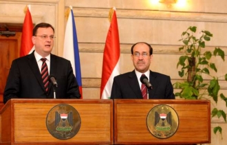 Nečas a Málíkí na tiskové konferenci.