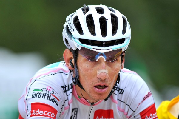 Cyklista Roman Kreuziger se propadl na devátou pozici.