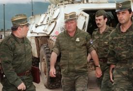Mladić za války nerespektoval ani mírové síly OSN.