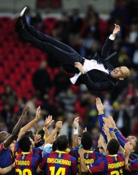 Pep Guardiola užívá zasloužených oslav.