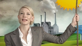 Cate Blanchettová by ráda pomohla planetě. Její příjmy ale některé lidi dráždí.