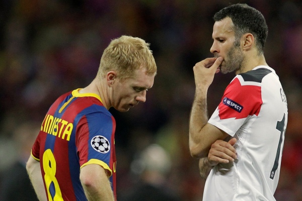 Paul Scholes (vlevo) se s profesionálním fotbalem rozloučil porážkou ve finále Ligy mistrů. Paul Scholes (vlevo) se s profesionálním fotbalem rozloučil porážkou ve finále Ligy mistrů.
