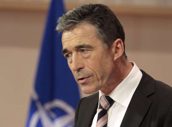 Generální tajemník NATO Rasmussen. Generální tajemník NATO Rasmussen.