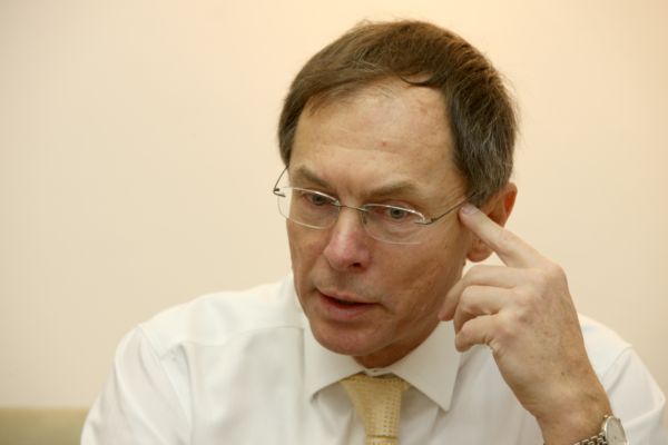 Ekonom Jan Švejnar má zatím nejvyšší podporu jako budoucí prezident.