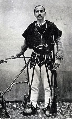 Albánský povstalec. 