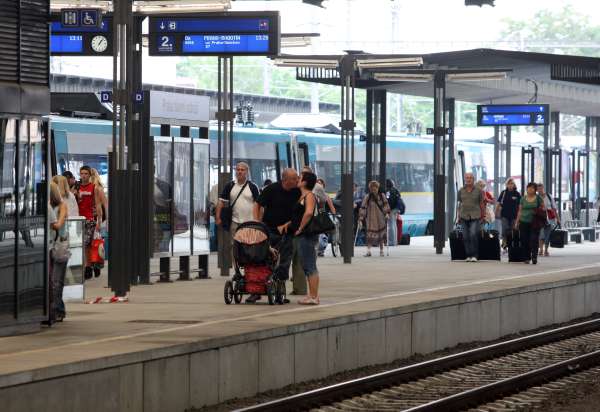 Cestu po Evropě by měl vyhledat jednotný evropský jízdní řád.