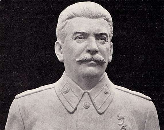 Tatíček Stalin je věčný.