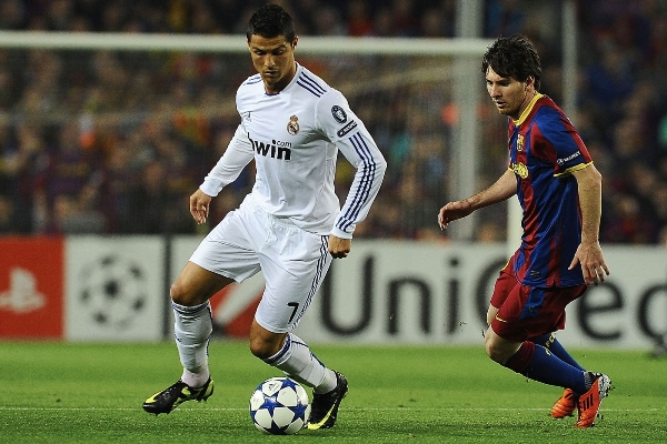 Cristiano Ronaldo (vlevo) a Lionel Messi. Kdo z nich je lepší?