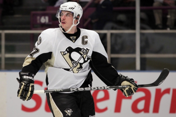 Sidney Crosby po otřesech mozku od ledna nehraje.