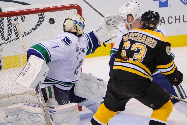 Hokejisté Bostonu doma porazili Vancouver i podruhé.